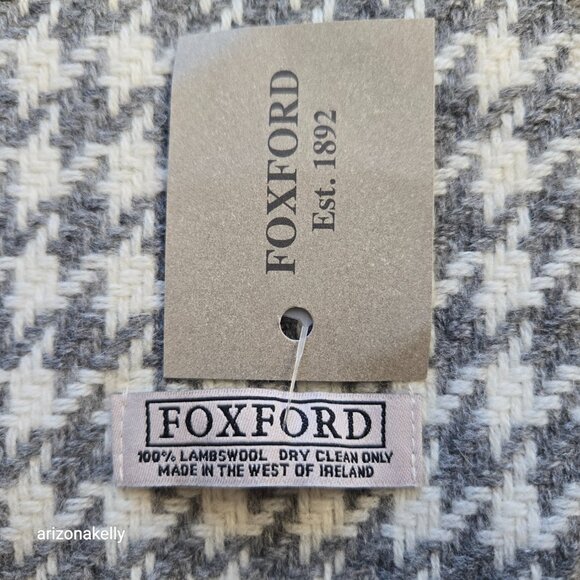 NWT Foxford Wool Scarf Houndstooth Made in Ireland - Picture 3 of 8